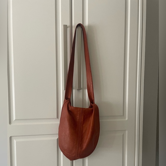 Vintage Cognac Brown Leather Shoulder Bag - Picture 1 of 8